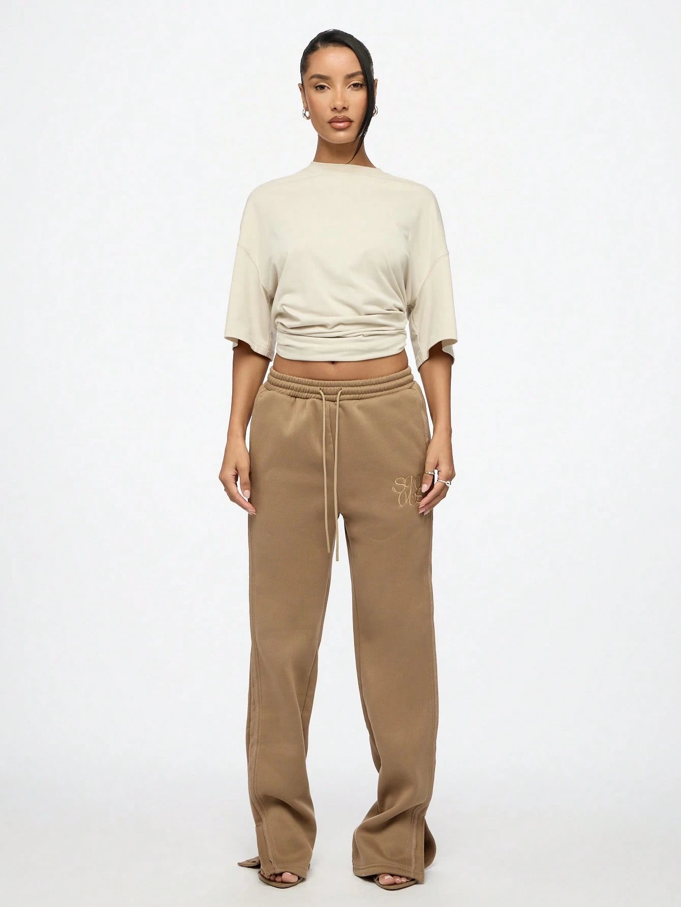 SUMWON WOMEN Flare Fit joggingbroek met zijsplit