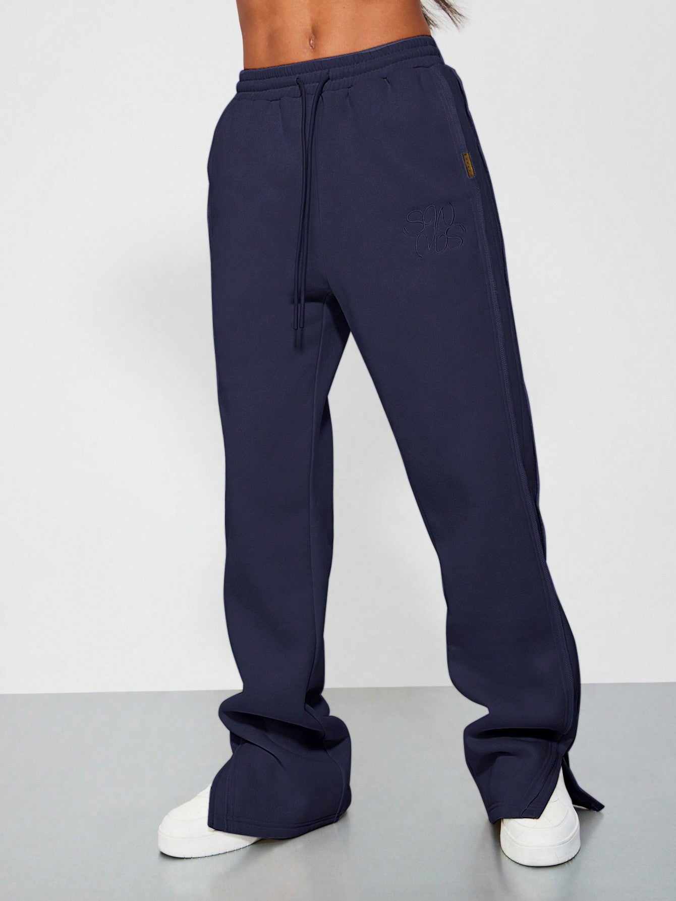 SUMWON WOMEN Flare Fit joggingbroek met zijsplit