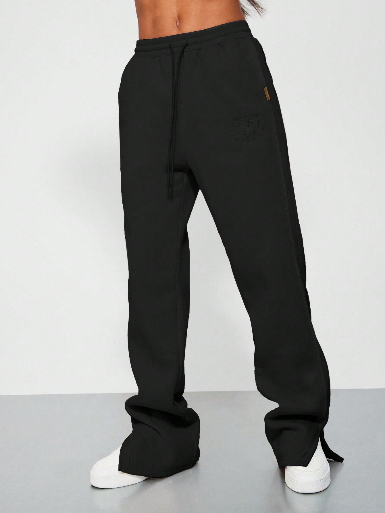 SUMWON WOMEN Flare Fit joggingbroek met zijsplit