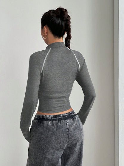 Coolane Dames T-shirt met gestikte raglanmouwen, asymmetrische zoom, slim fit en opstaande kraag